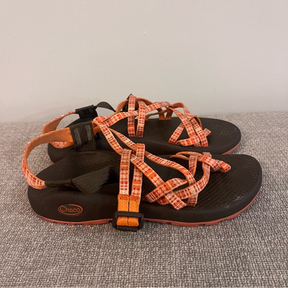 Chaco Women's ZX/2 Classic Hiking Orange Comfort Sandals Size 8 - Picture 4 of 10